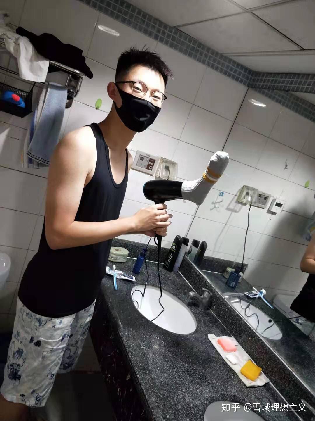 多了几分韵味,我的知乎,至此,0衣服洗完干不了,遂拍此视频,聊以自慰