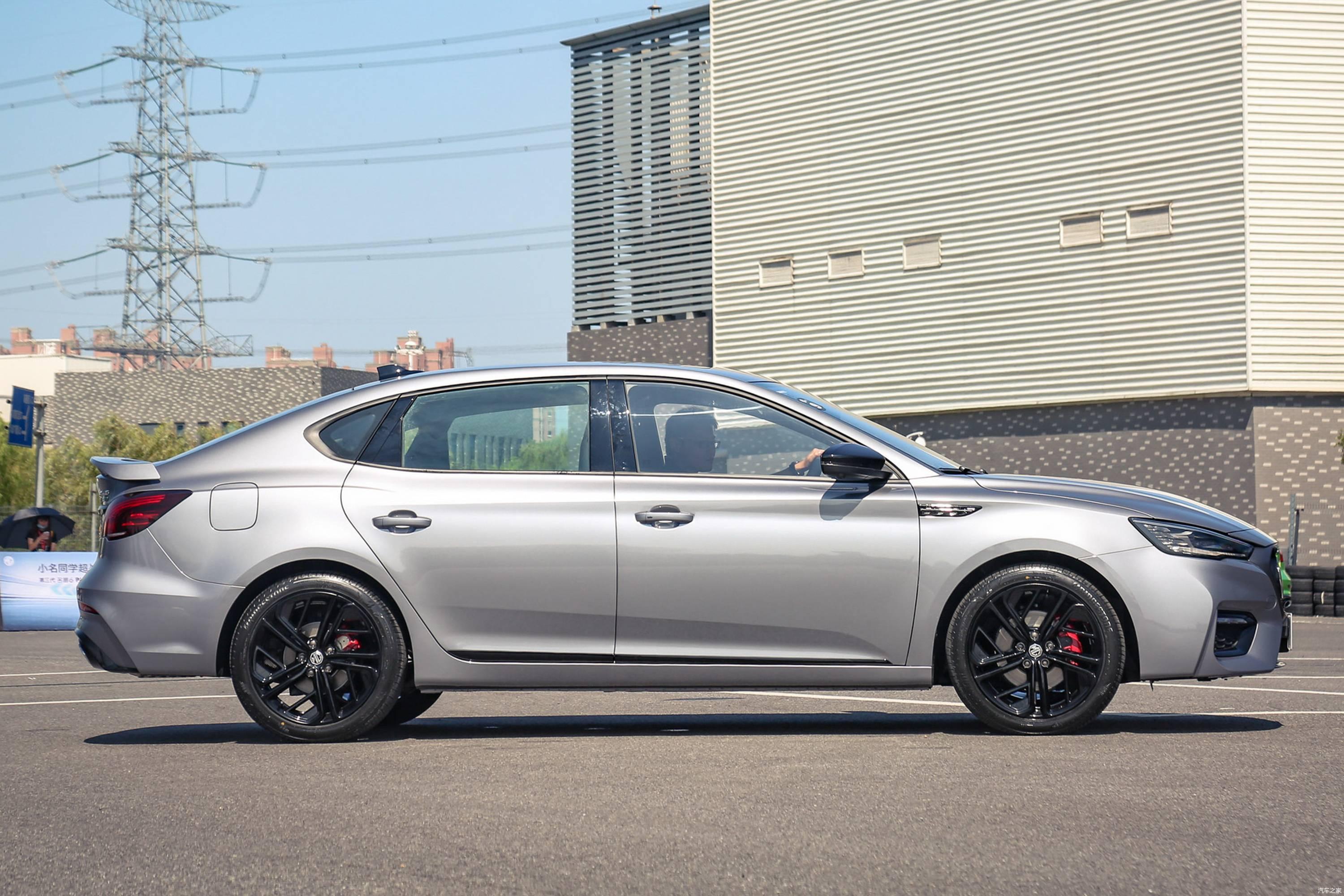 补贴后售价14581728万名爵第三代mg6phev上市