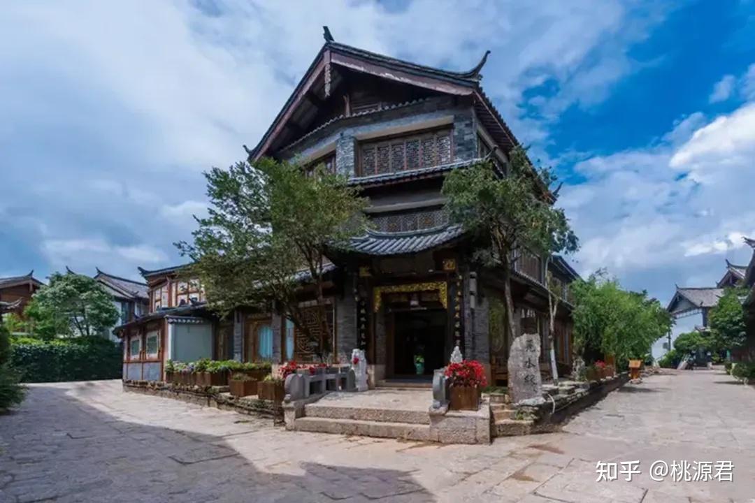 民宿出售丨丽江大研古城四合院民宿, 800平米17间客房独立大宅院, 三面迎街市口, 带产权出售 - 知乎