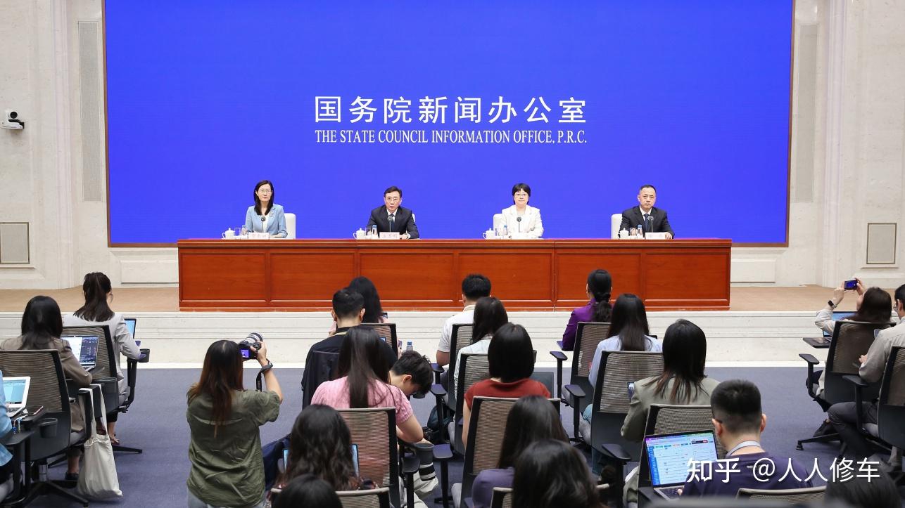 比亚迪第二代刀片电池及闪充技术重大创新成果,获工信部点赞