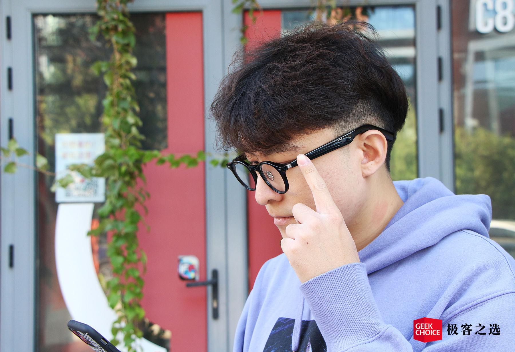 连接起来,从而提供全场景智慧体验是最近两年华为主要在做的一件事情