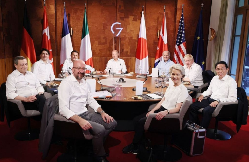 g7峰会脱实向虚一边在死人一边在嬉笑