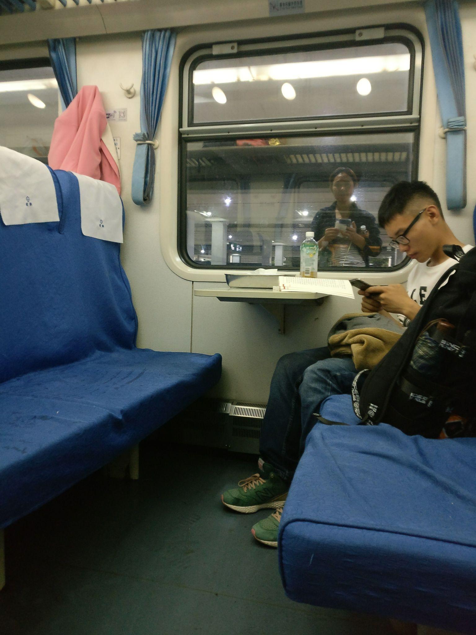 为什么上海男人普遍给人的感觉是「小气」、「