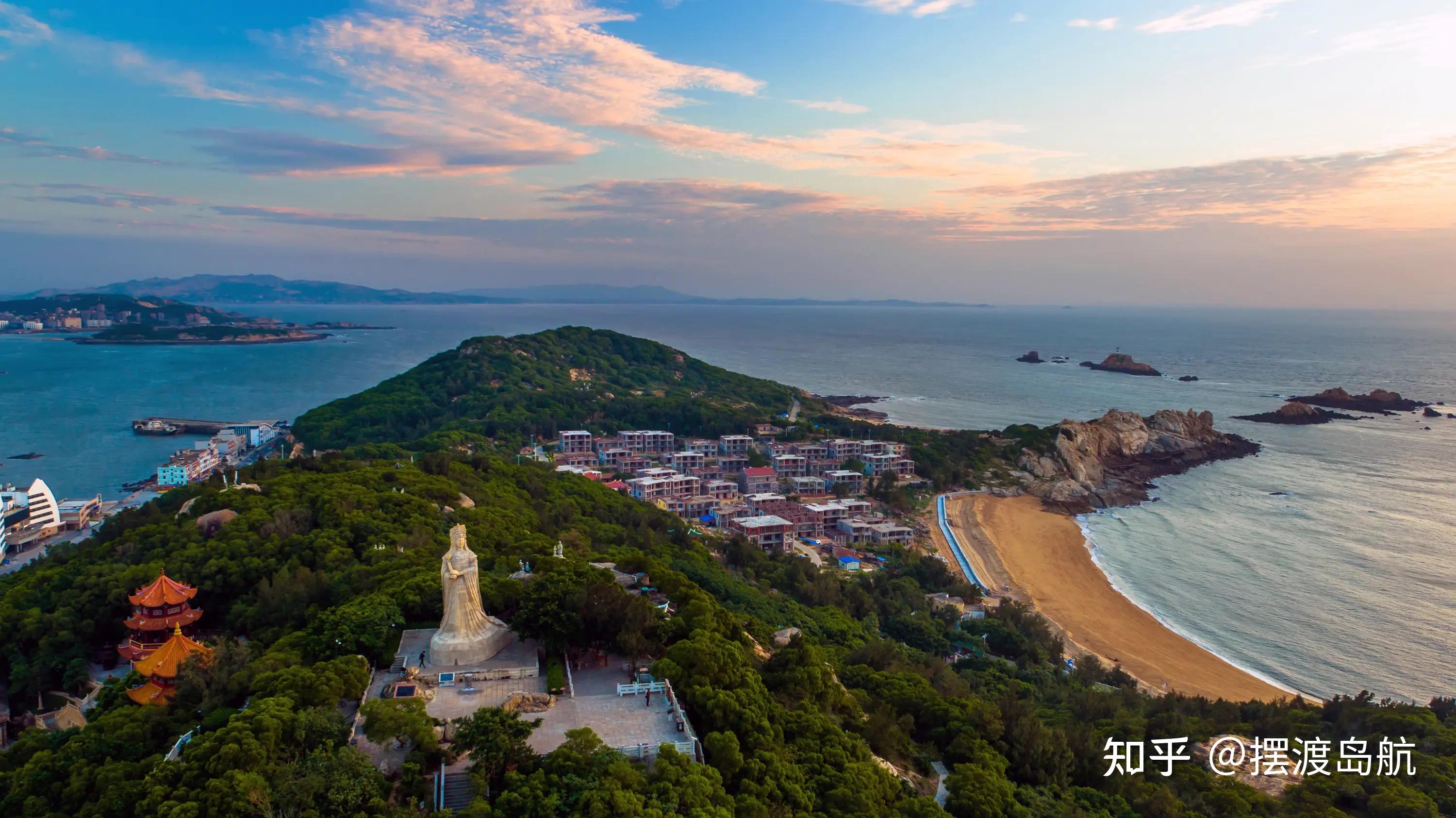 谈起湄洲岛,人们耳熟能详的不仅仅是秀丽风光,更是与海岛共存的繁荣的