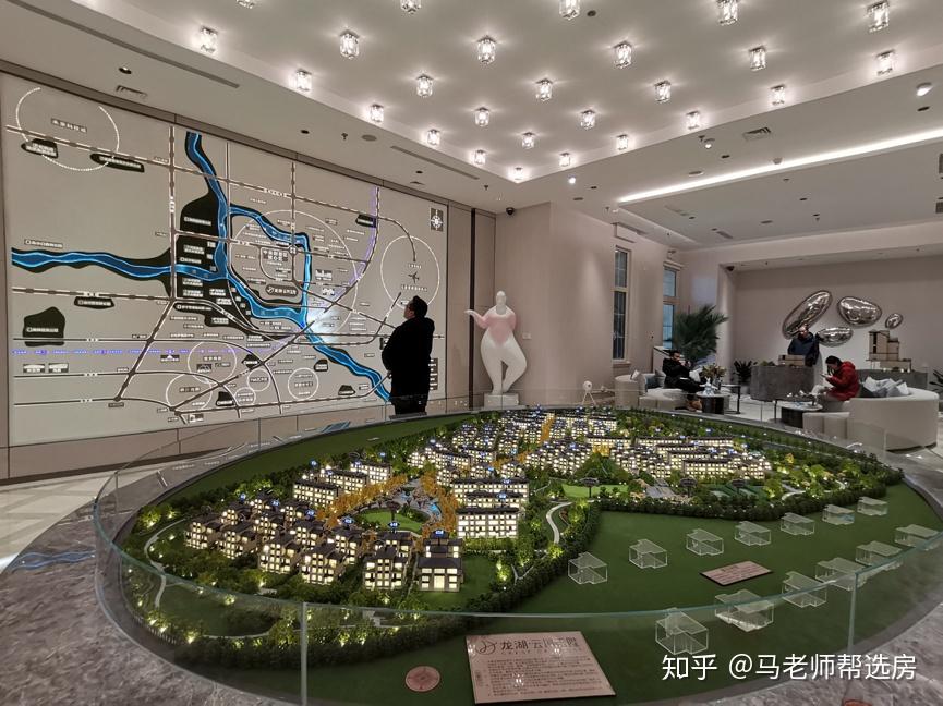 马老师 || 入市一周售一半！龙湖云河玉陛，中央别墅区绝版价值！ - 知乎