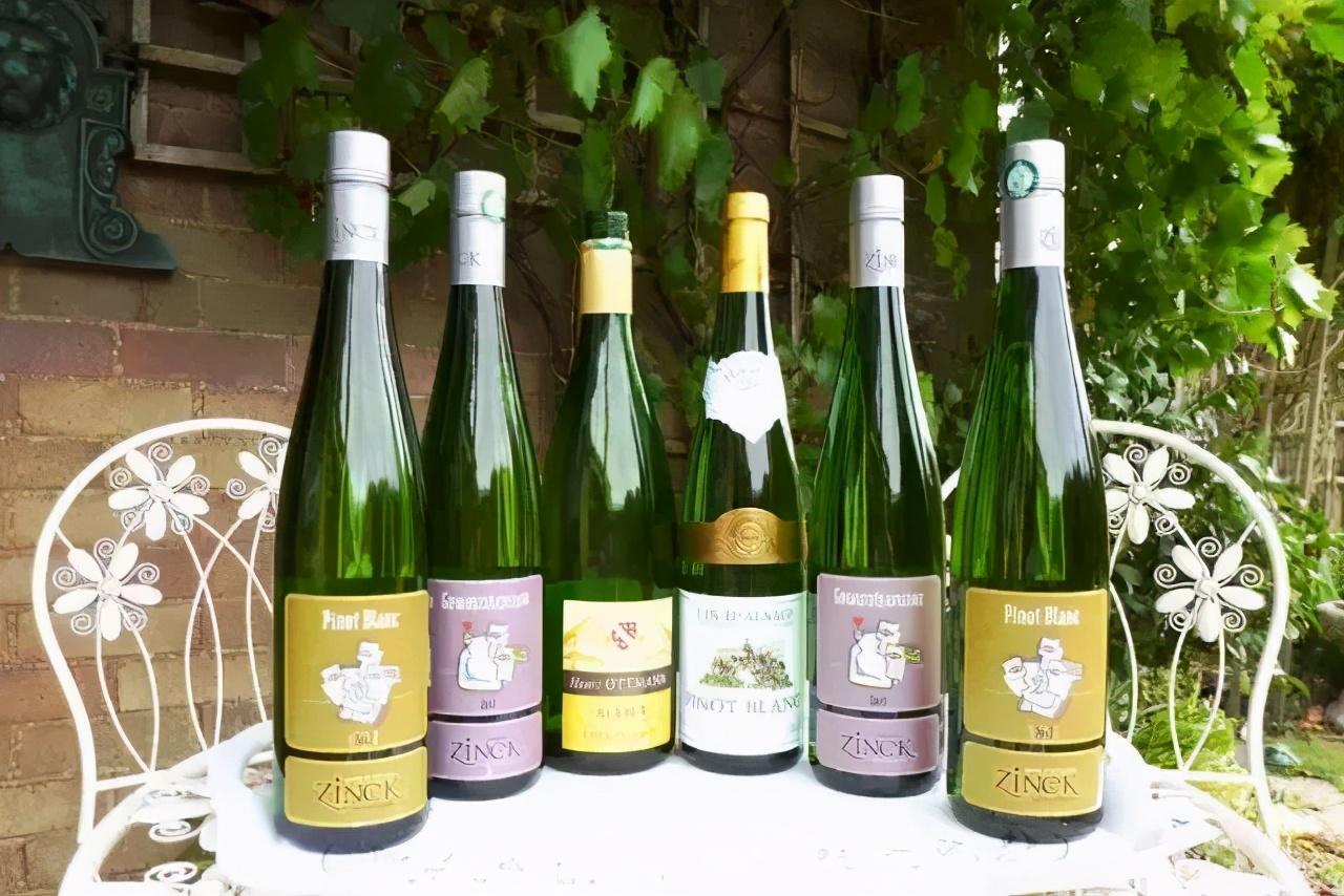 令人羡慕的酿酒条件:古老的土壤,拥有13种不同的风土;优质的葡萄品种