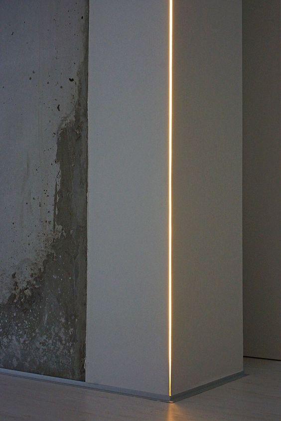 施工顺序:墙面开孔→装入型材,并固定→批腻子刷乳胶漆→放入灯带和pc