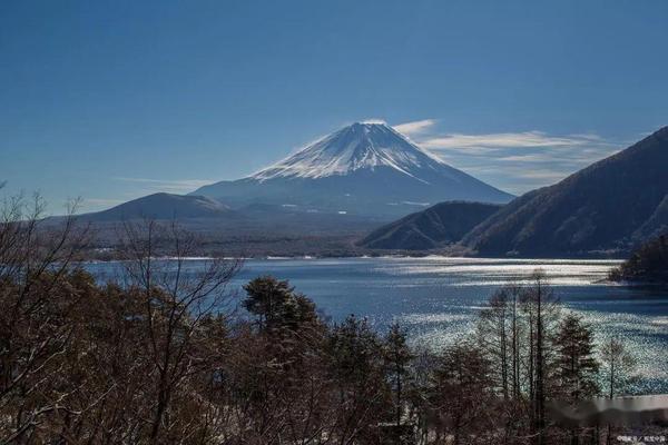 富士山在日本哪里？探秘富士山：日本的圣岳，世界的壮丽奇观 知乎