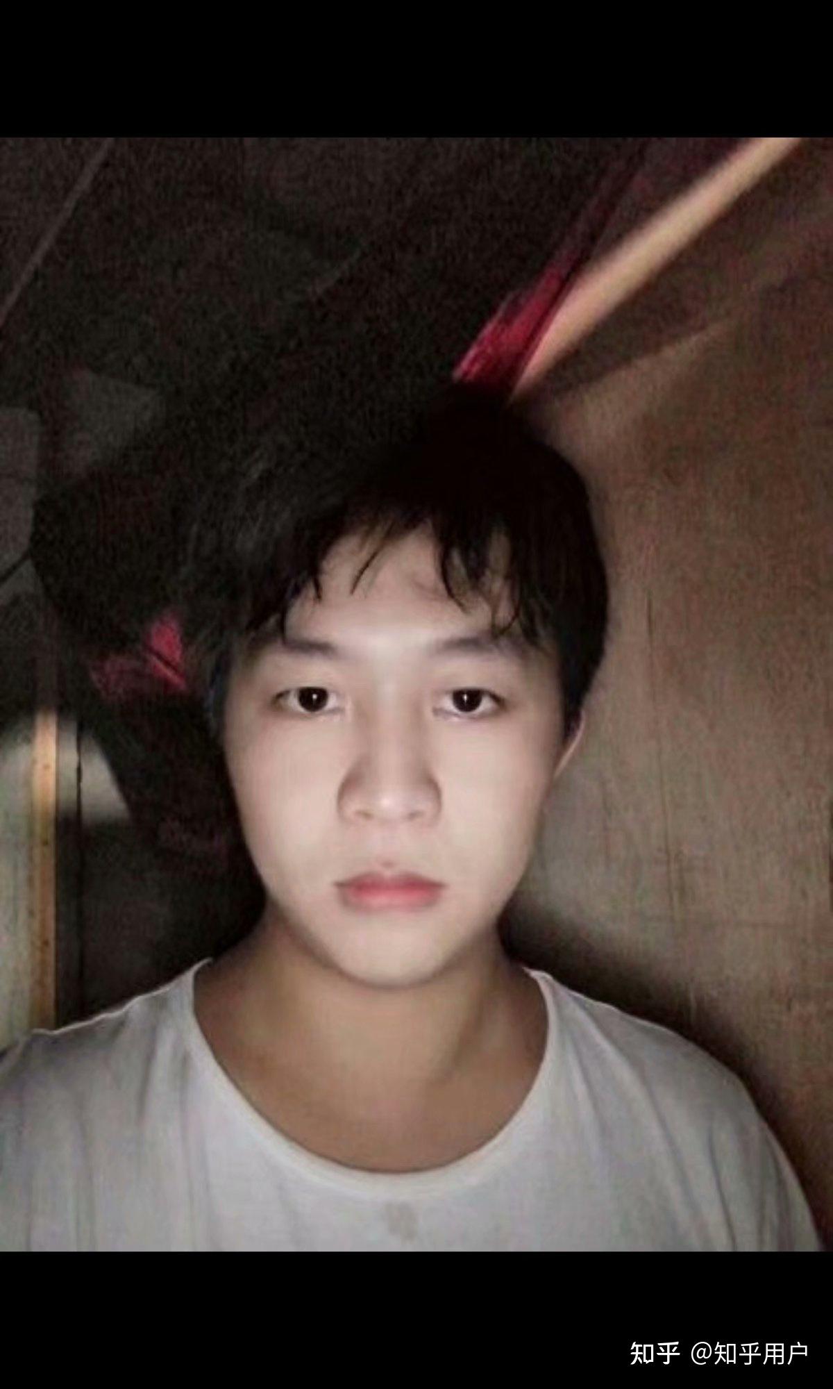 现实生活中,你见过的绝世帅哥是什么样的? - 知乎