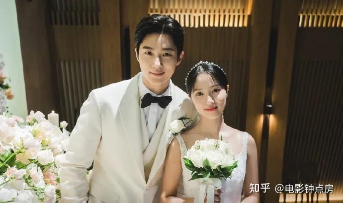 《背着善宰跑》收官!善宰小率结婚照堪比玄彬孙艺珍,纯爱天花板