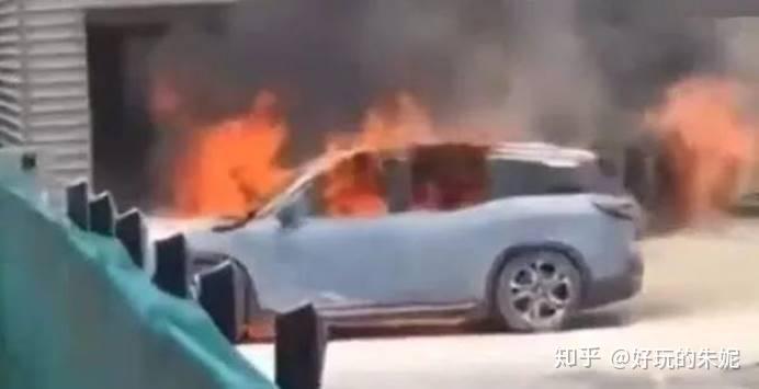 比亚迪新能源事故事件 v2-4063bce6f0f939fbe47978475bcccc66_r.jpg