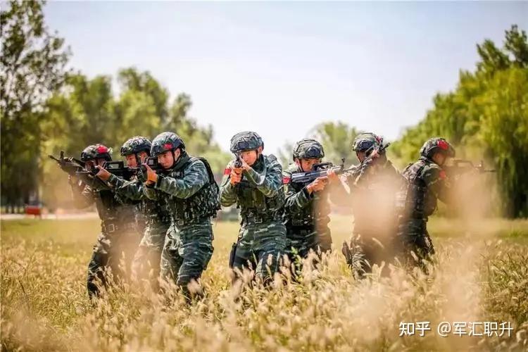 在校大学生参军入伍,两年义务兵期满可以留部队吗? - 知乎