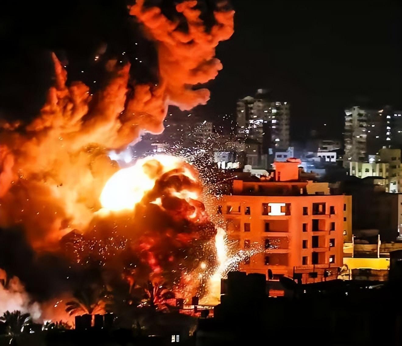 特拉維夫遭導彈襲擊後畫面  世界新闻