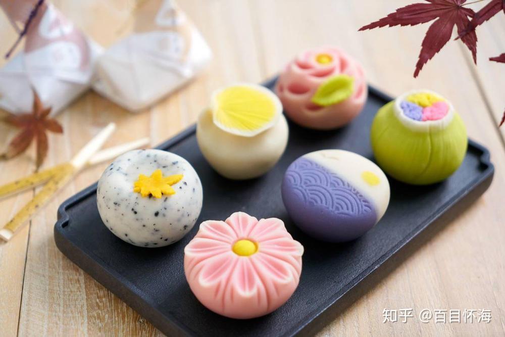 "青"的外貌基本脱离不了周作人对黄花麦果的文字描述.