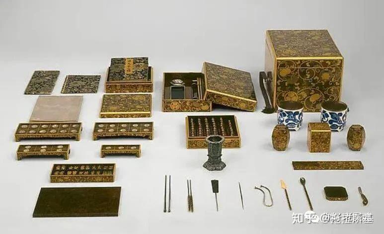 葡萄花鸟纹银香囊| 闻香识美人- 知乎