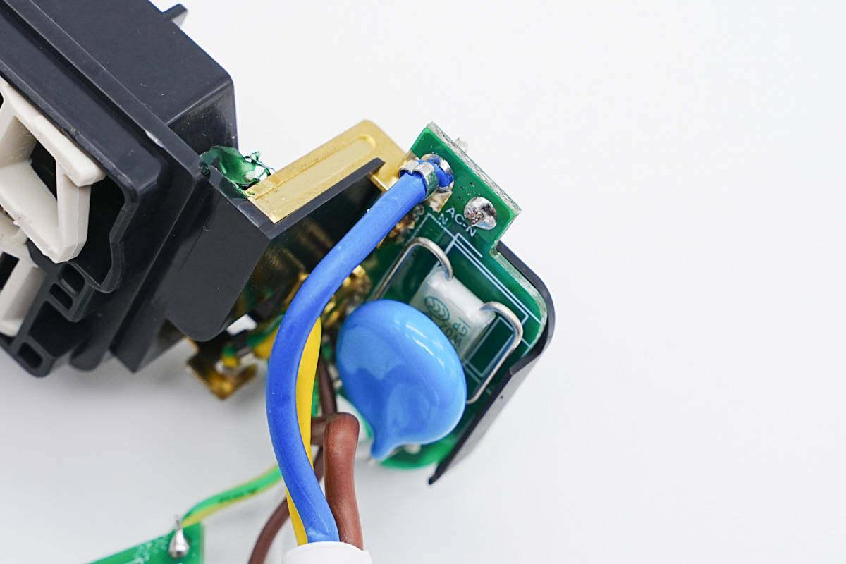 拆解报告:anker安克67w 2c2a氮化镓桌面插座a91c0 - 知乎