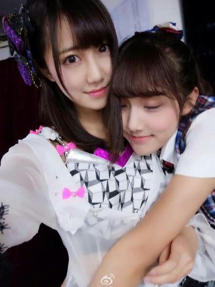 ""我已经很幸福了你不要吃了.""我再吃一口李艺彤总选第一.