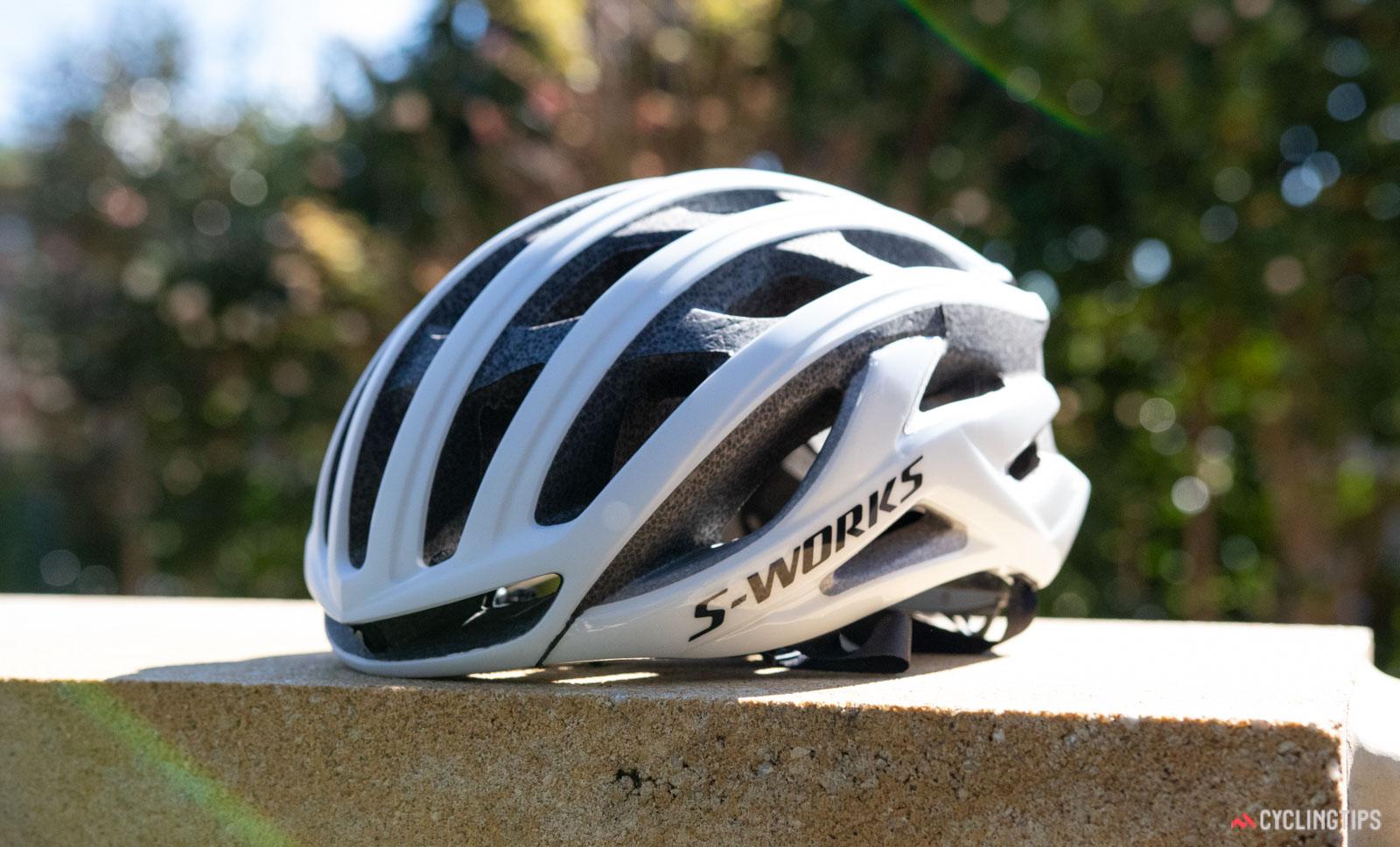 装备研讨会:单车编辑评选心中最佳的公路车头盔