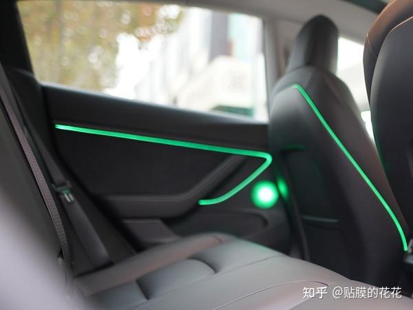 特斯拉model3升级氛围灯