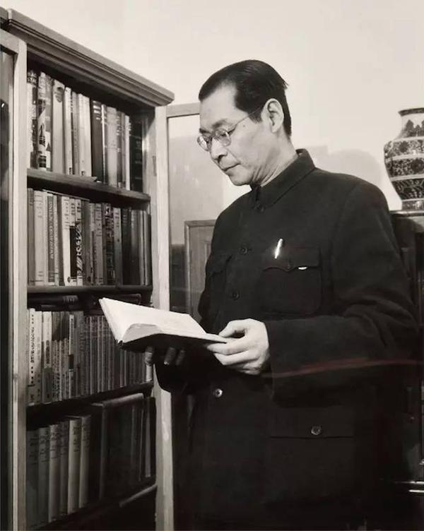 巴金,郭沫若,焦菊隐,感怀大师与我们同行的日子