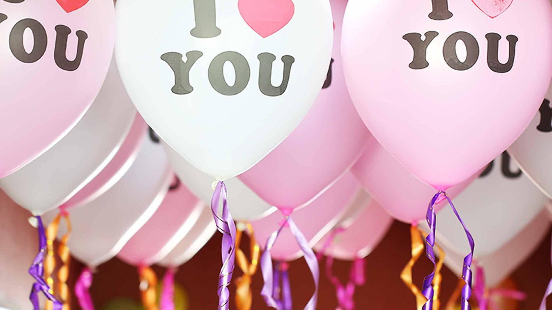 酒店房间浪漫的求婚气球布置-求婚订婚|广州气球布置