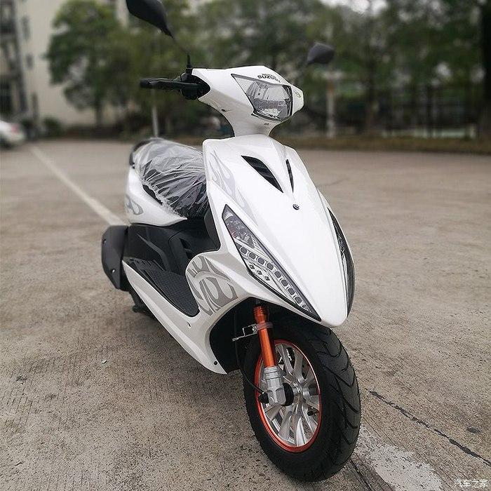 金城阿普利亚圣甲虫200at国四abs版提车作业