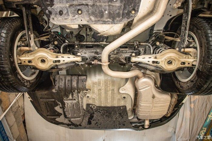 迈锐宝xl的底盘把我逗乐的不行这样子的在b级车很少见