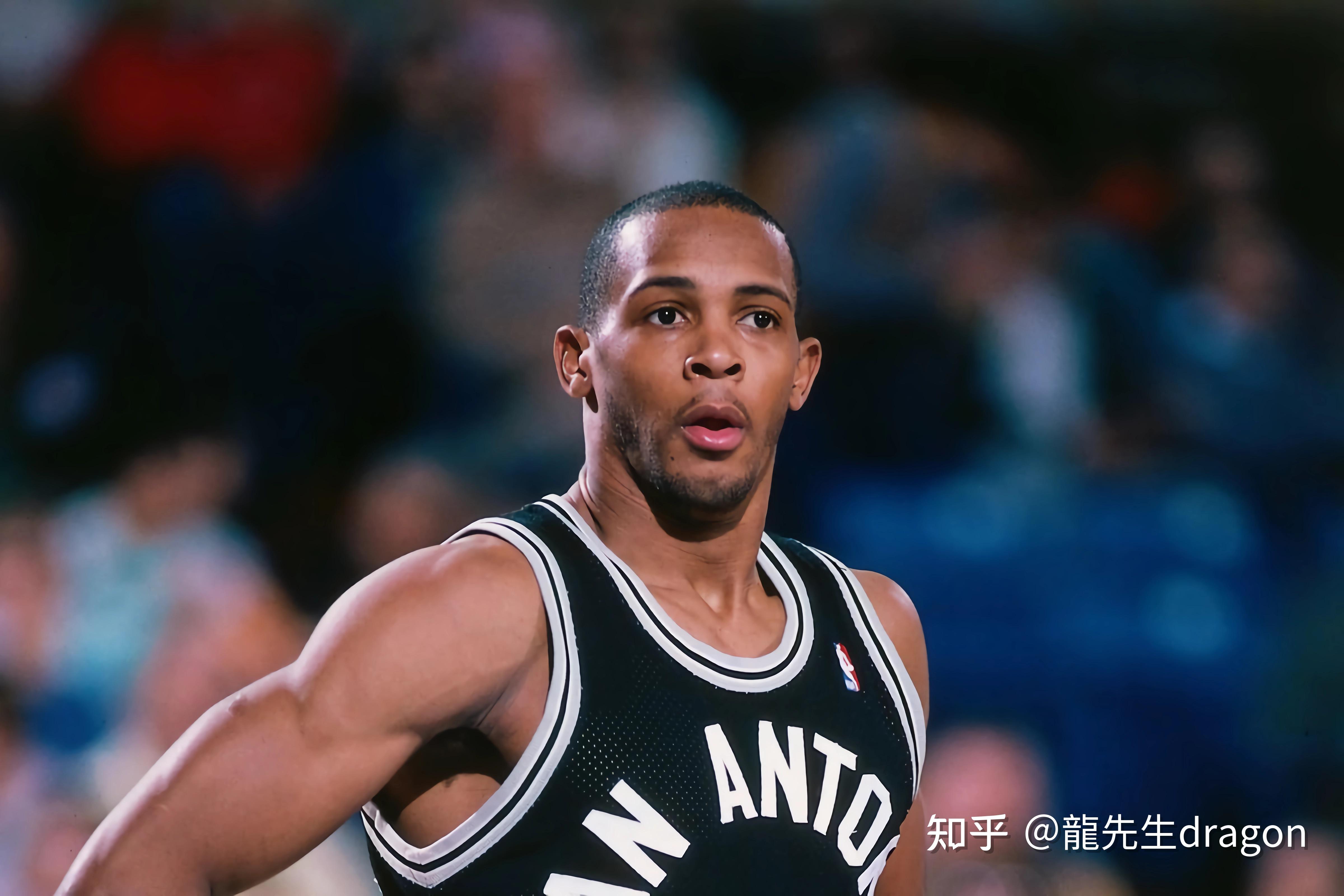 第四类奥蒂斯索普和凯文威利斯,索普本届第