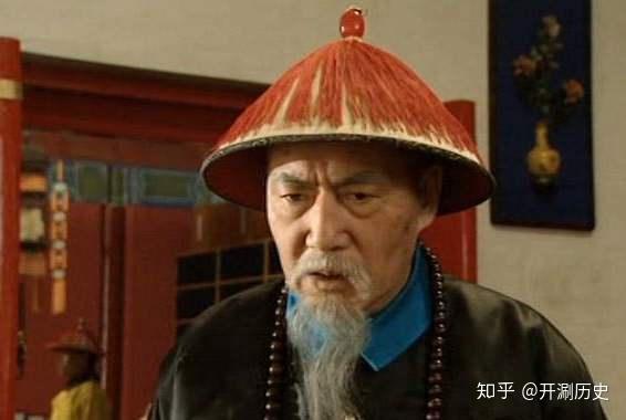 张廷玉被乾隆打击的体无完肤乾隆为何如此对待他