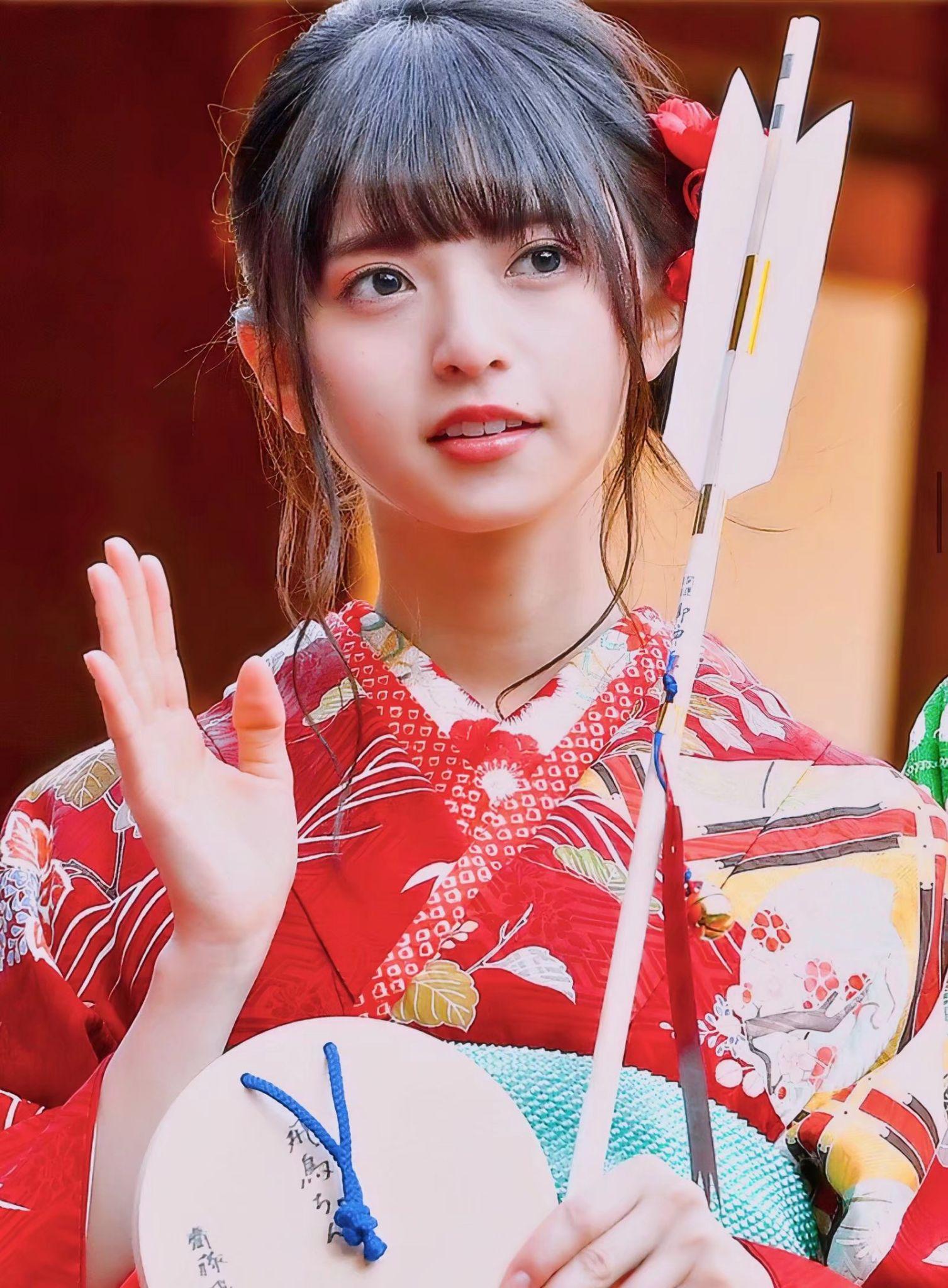 请问去哪里有斋藤飞鸟无水印壁纸啊