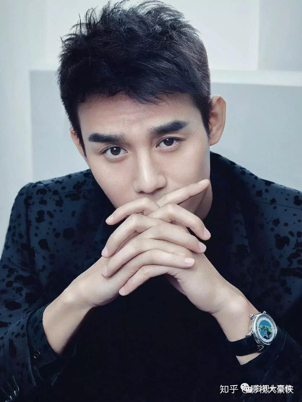 王凯与王鸥恋情实锤深夜约会照曝光全程都是热恋情侣的模样