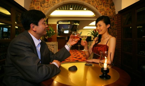 什么是高情商   说话让人喜欢 v2-425ba38d3bd6287182a35af99082554e_1440w.jpg?source=172ae18b