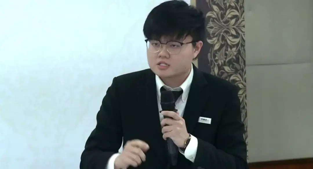 李瀚杰学长今年获得第二届国际大学生华语辩论公开赛冠军,国际华语