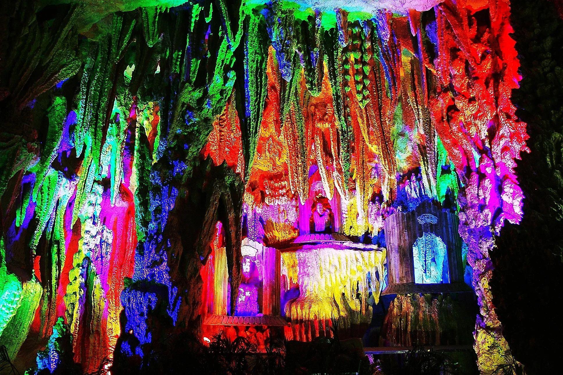 广西夏季旅游景点推荐  聚龙潭旅游攻略 免费语音导游