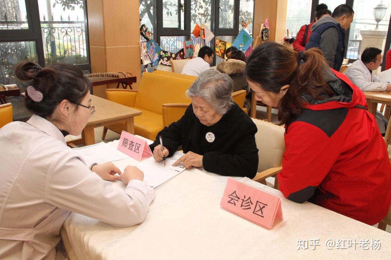 讲座上陆军军医大学大坪医院神内科主任王延江教授介绍,老年痴呆是一