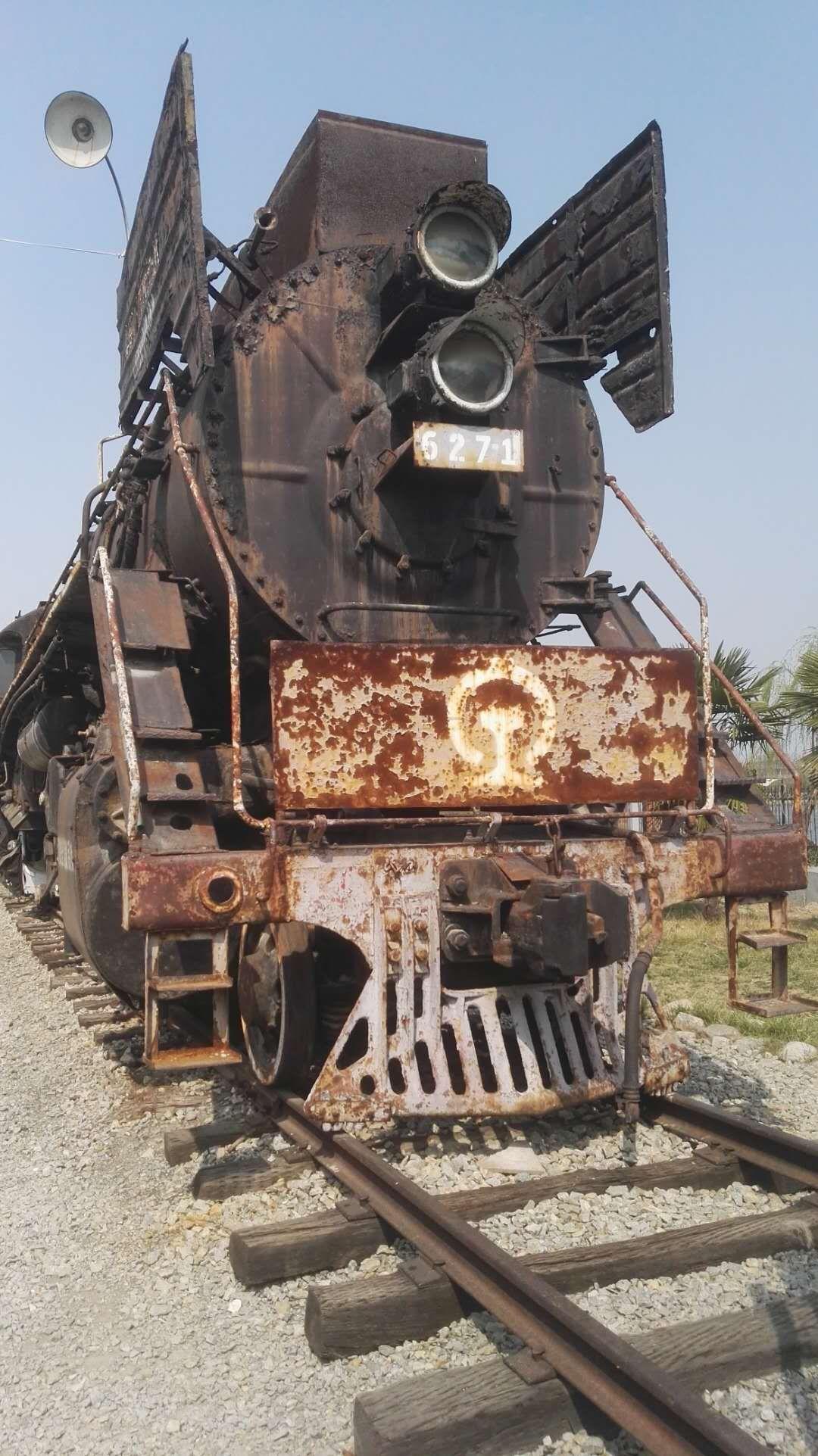 蒸汽火车头正面图片