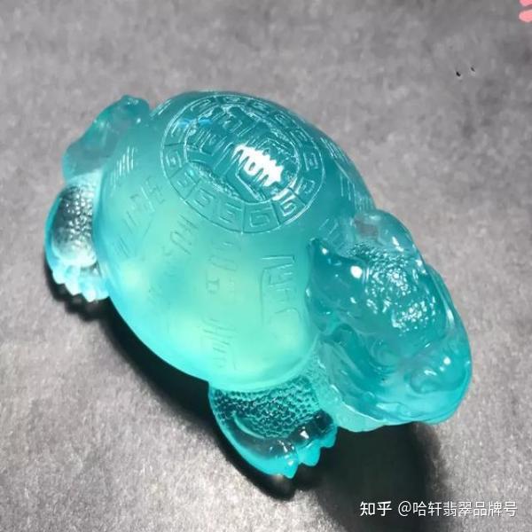 哈轩翡翠」高颜值的天青冻酷似天空蓝翡翠，普通人该如何分辨？ - 知乎