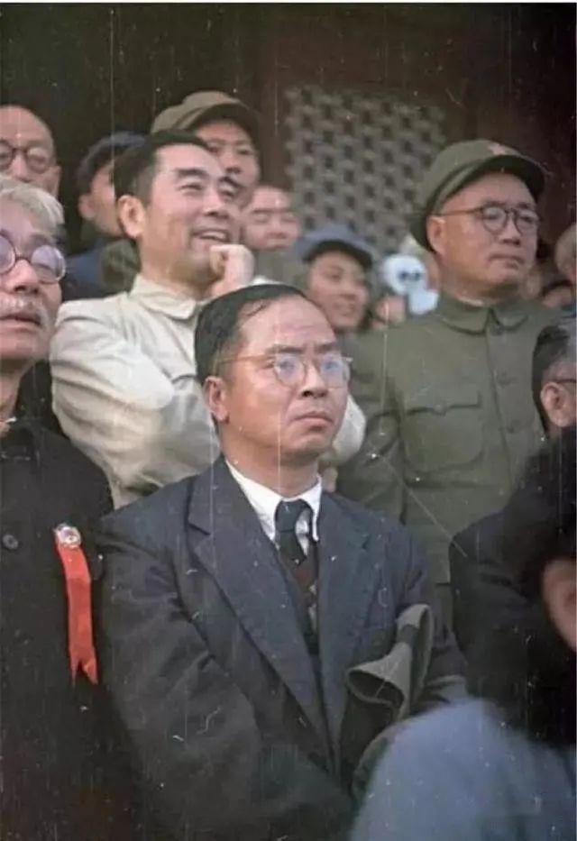 珍贵老照片:1949年开国大典彩色版影像! - 知乎