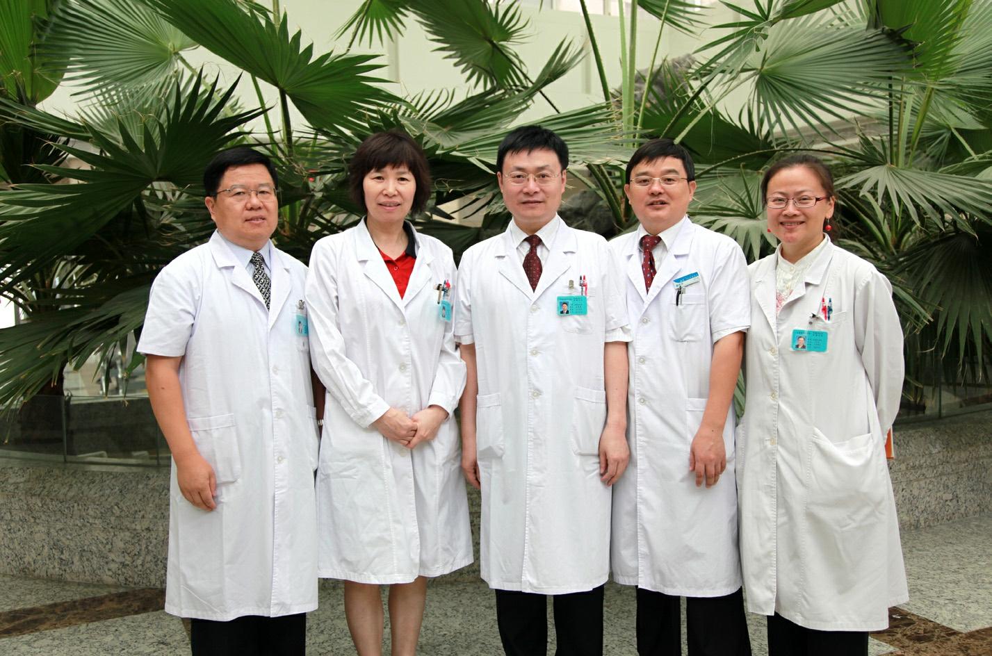 包含中国医学科学院肿瘤医院、全程陪同号贩子专家预约代挂的词条
