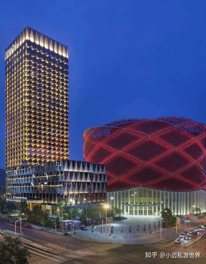 万达瑞华定位奢华酒店,在中国仅开三家,除了上海万达瑞华,另外两家