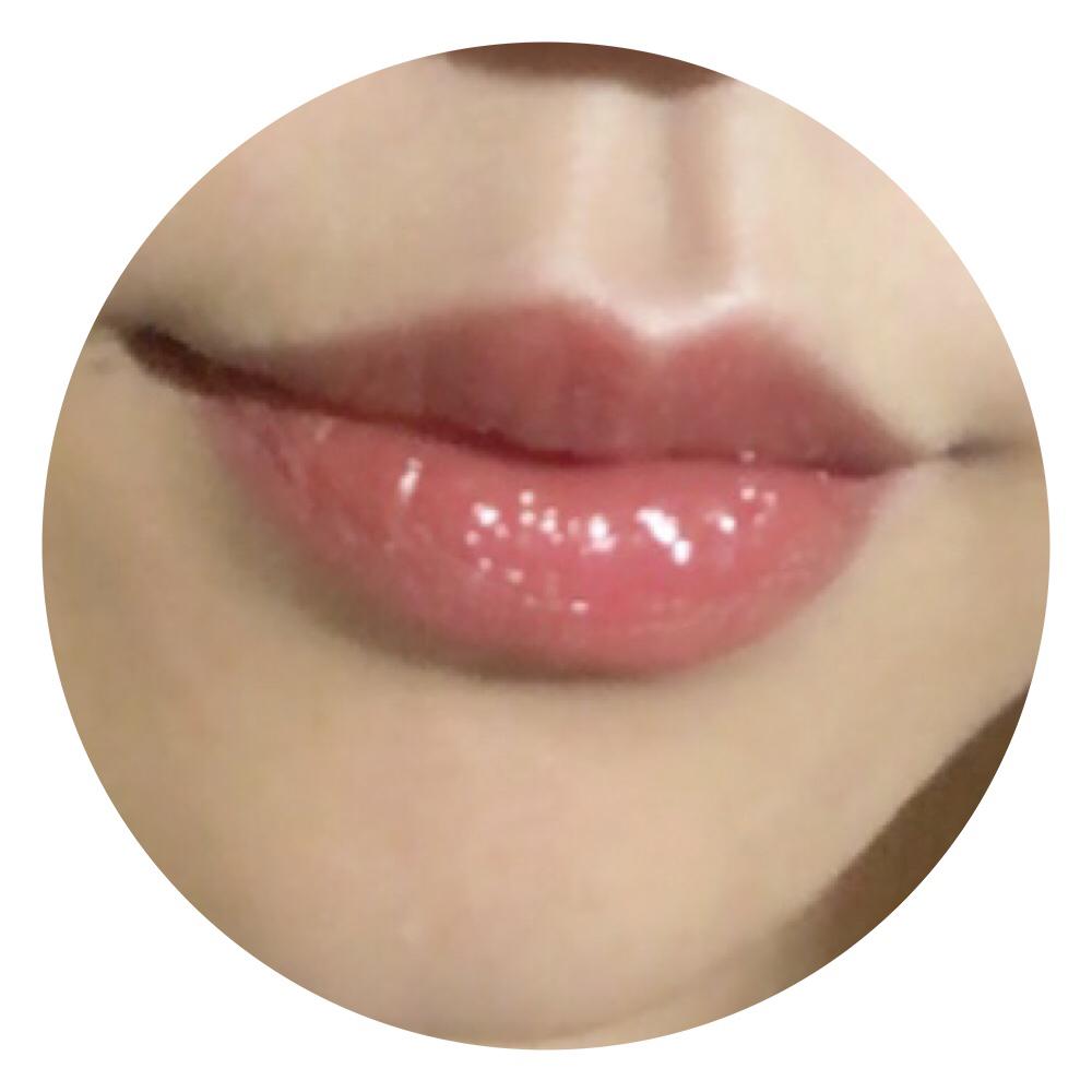 涂口红有什么技巧吗?唇色特别是唇缘的部分很