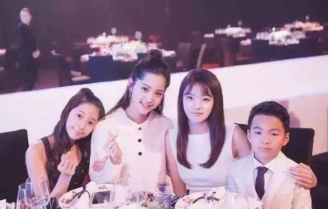 京圈公主当导演本农民不配看这节目