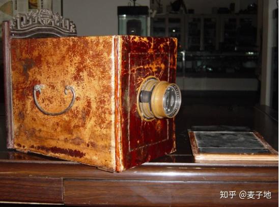 照相机的历史，时光中装满时光 - 知乎