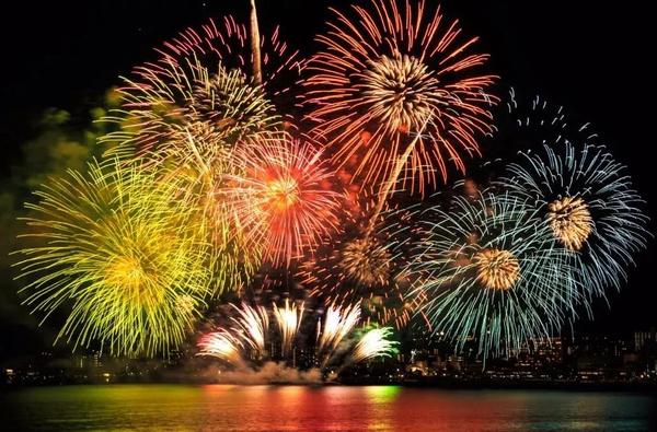 日本花火大会 点燃你的仲夏夜之梦 知乎 日本花火大会 点燃你的仲夏夜之梦 知乎