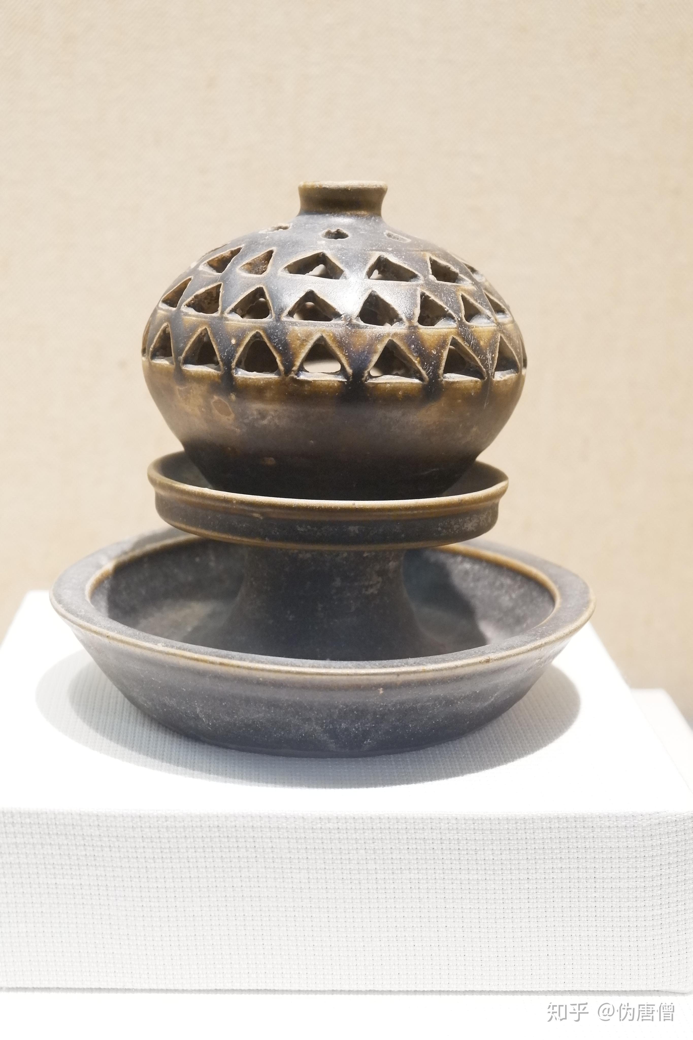 博物馆里的瓷器史6两晋瓯窑婺州窑德清窑瓷器一组浙江省博物馆藏