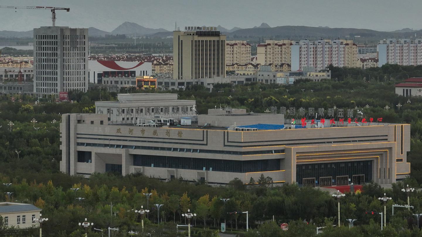 双河市航拍图 20240827 - 知乎