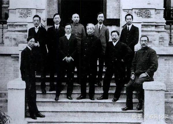 宋教仁,“中国宪政之父”,黑暗夜空里的一颗耀眼流星 - 知乎