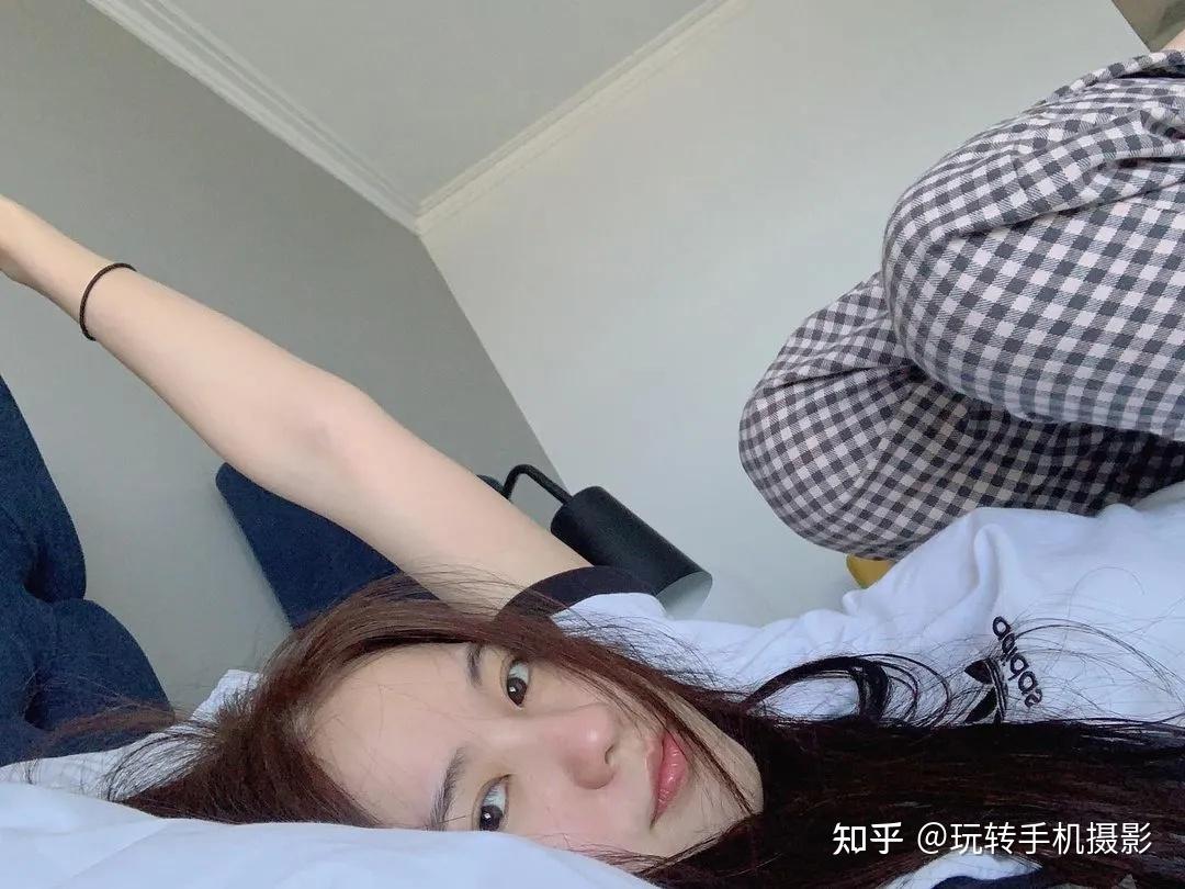 足不出户,在卧室如何拍出好看的人像照?