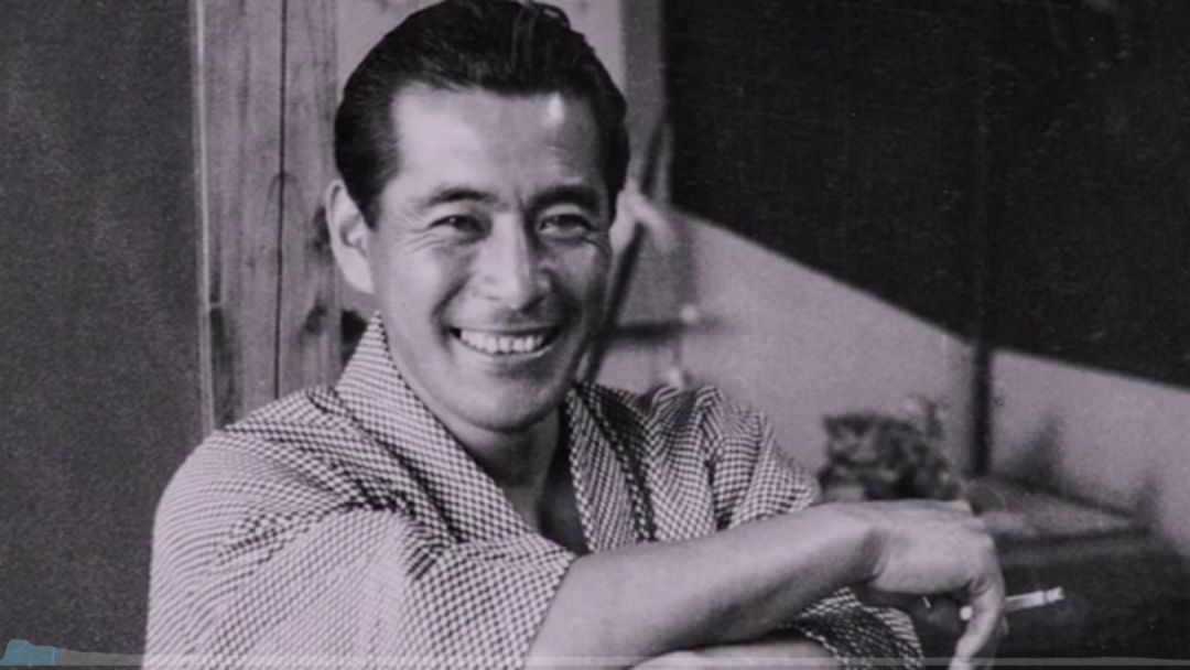 要求所有演员按照他设定的细节执行,但三船敏郎除外——他从来不给