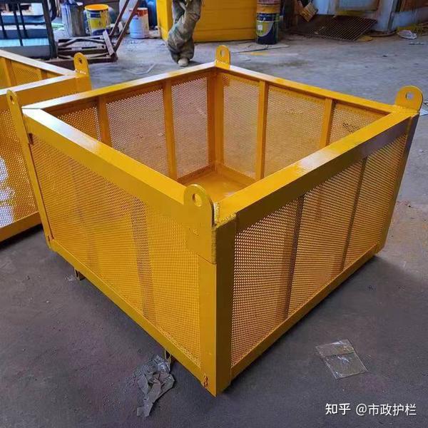 工地零散材料吊笼种类样式,装配式临时吊笼 - 知乎